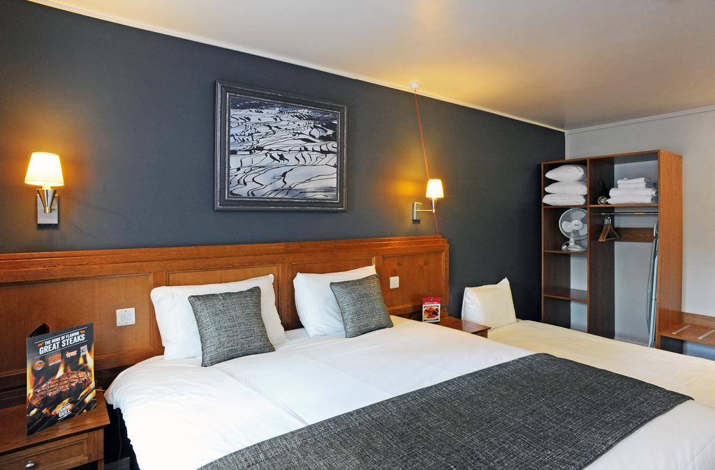 Brentwood Inn By Greene King Inns 로더럼 객실 사진