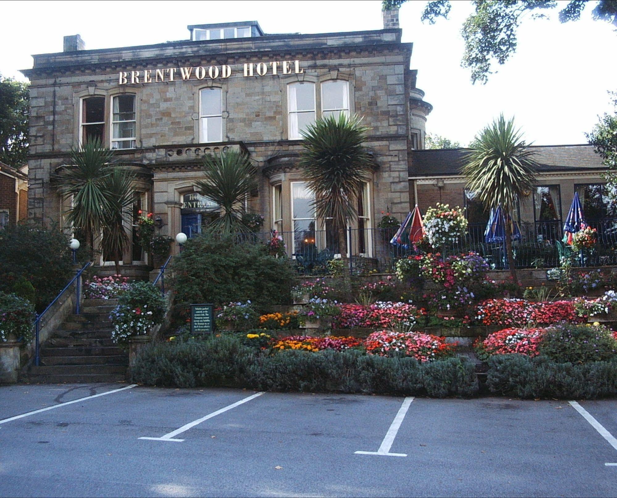 Brentwood Inn By Greene King Inns 로더럼 외부 사진